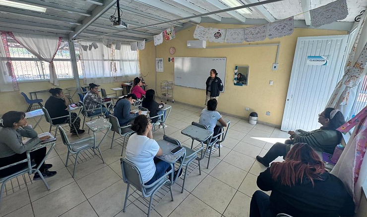 Imparten plática de prevención a vecinos de Calvillo que forman parte del programa 4X4 Vecino Vigilante