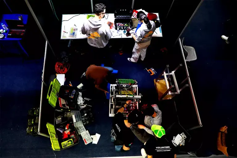 Los robots inteligentes que ayudarán en la construcción y el campo