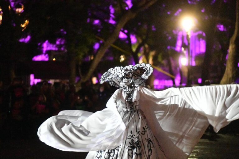 Miles de asistentes disfrutaron el tradicional Desfile de Calaveras 2024 