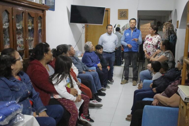 Luis León lanza la iniciativa “Colonias S.O.S. en Equipo”