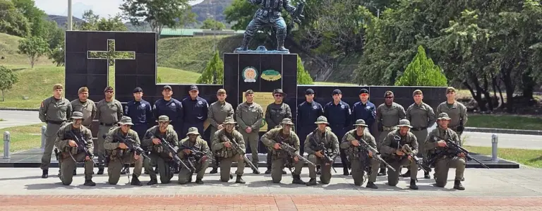 Policías estatales de Aguascalientes fortalecen su formación en Colombia