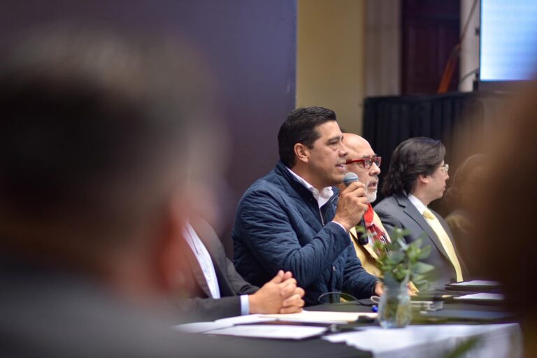 Leo Montañez impulsa el turismo estacional y médico para fortalecer la economía de Aguascalientes