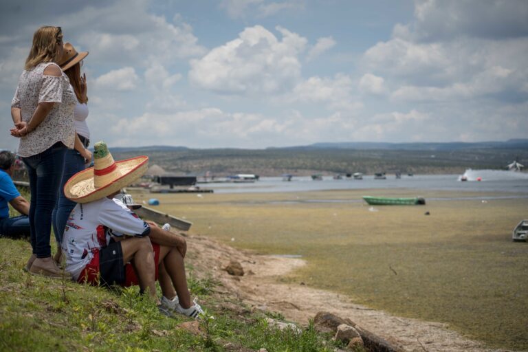 Impulsan plan maestro para surtir de agua a la presa Calles