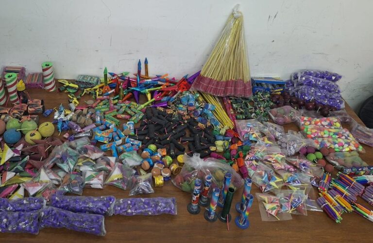 Operativos buscan frenar la venta de pirotecnia en el C.C. Agropecuario de Aguascalientes