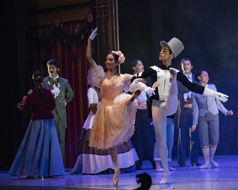 50 músicos y 200 bailarines durante esta temporada de El Cascanueces en Aguascalientes