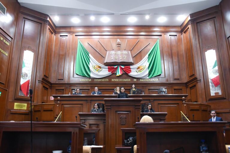 Nancy Gutiérrez defendió el proceso legislativo y desmiente acusaciones de violencia política de género