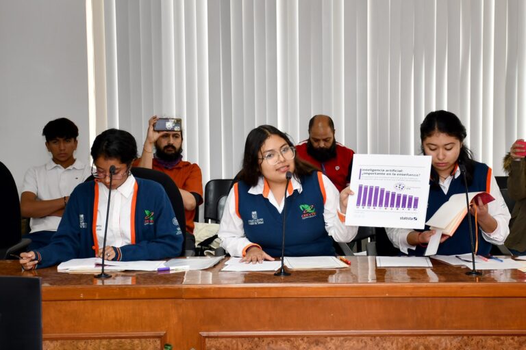 Celebra IEE final de Concurso de Debate Político Juvenil en aguascalientes