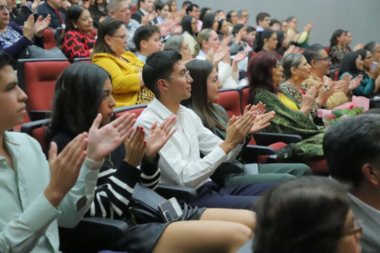 Alumnos de Ing. Industrial Estadístico de la UAA presentaron sus proyectos finales