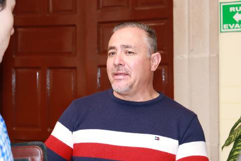 Director de Mercados refuerza acciones contra la venta ilegal de vapeadores y productos no autorizados