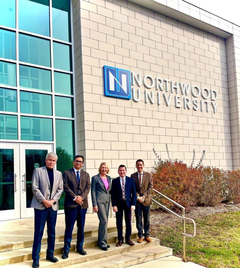 La Universidad Panamericana firma acuerdos de colaboración con universidades internacionales de alto nivel