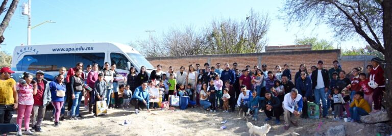 Estudiantes de la UPA apadrinan a niñas y niños de la comunidad de San Miguelito