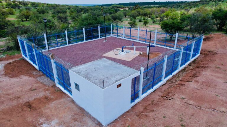 MIAA pone en marcha nuevo pozo en comunidad los caños con una inversión de 6 millones de pesos