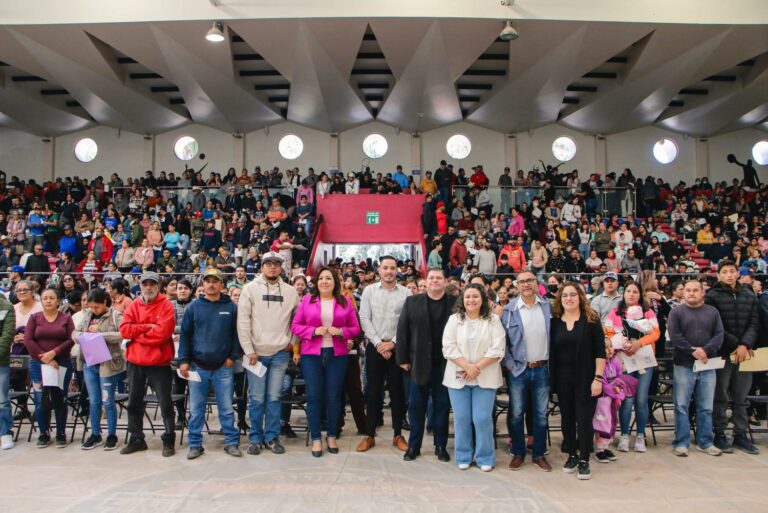 Calvillo lanza programa de vivienda con 500 créditos para familias del municipio