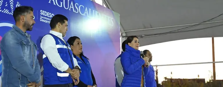 Gobernadora de Aguascalientes atiende inquietudes de vecinos en Valle de los Cactus