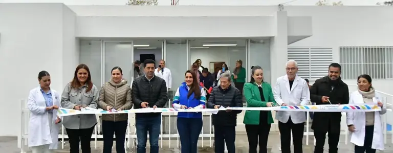 Tere Jiménez entregó rehabilitación del Centro de Salud Urbano Ojocaliente I en Aguascalientes