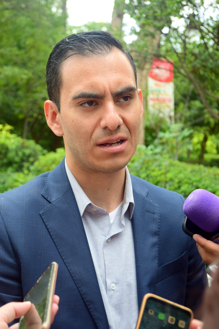 Clausuran bar en Aguascalientes por operar fuera de horario tras incidente violento