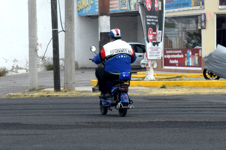 Scooters en la mira: falta de regulación preocupa a autoridades