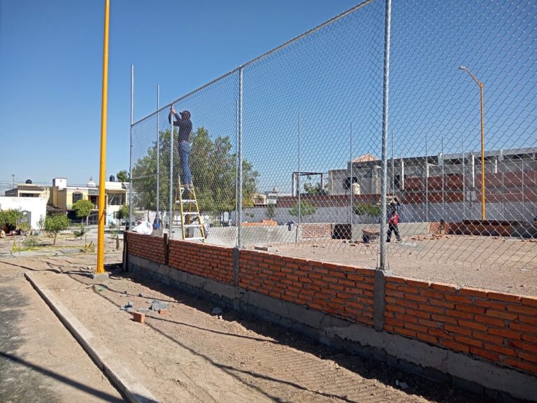 Ayuntamiento de Aguascalientes avanza en la construcción y rehabilitación de nuevos espacios deportivos para la niñez
