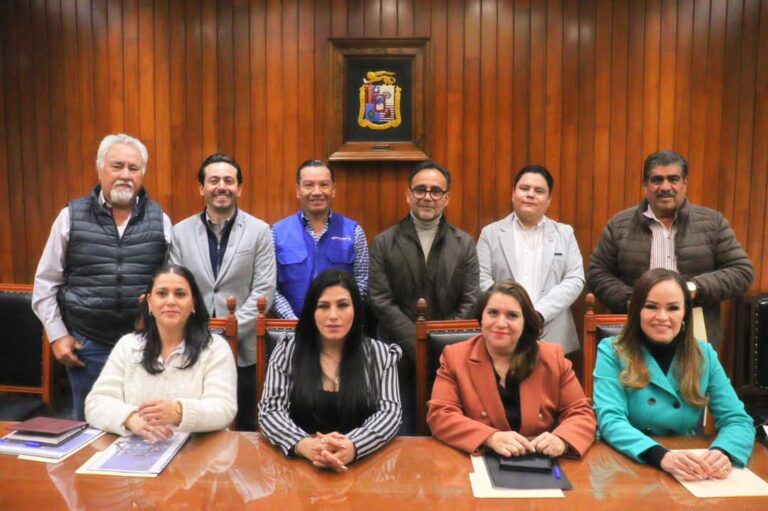 Regidora Ivon González impulsa estrategias para fortalecer programas sociales