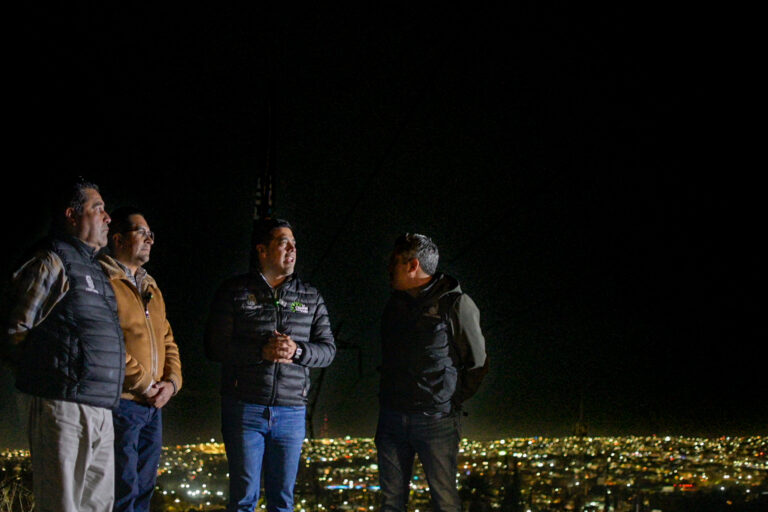 Leo Montañez habilita nuevo Paso Seguro en Solidaridad III