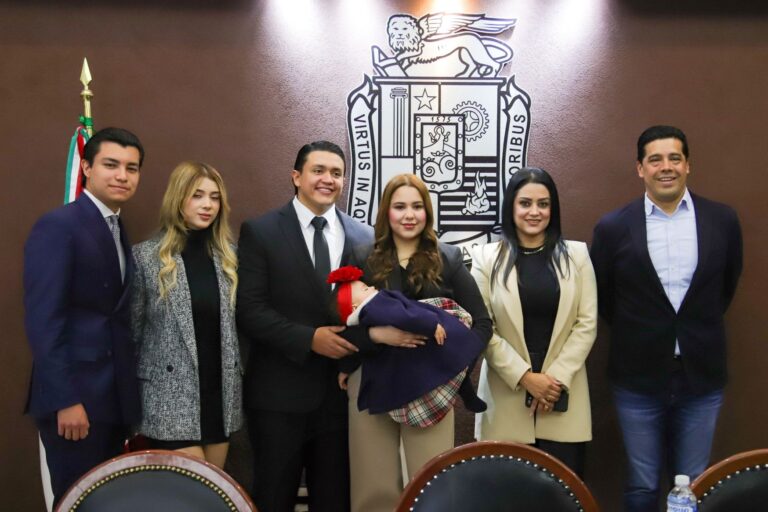 Junta de Gobierno de Aguascalientes nombra a Francisco Muñoz como director del IMJUVA