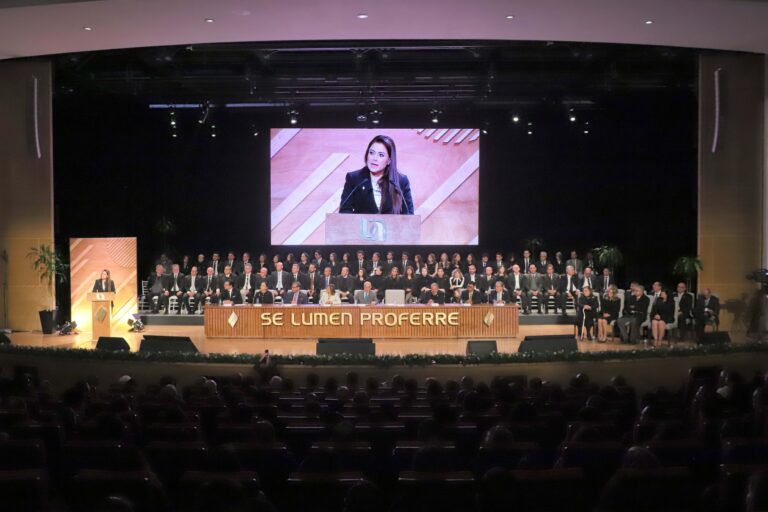 Con una visión clara y una gestión firme, la UAA sigue avanzando en la construcción de un futuro prometedor