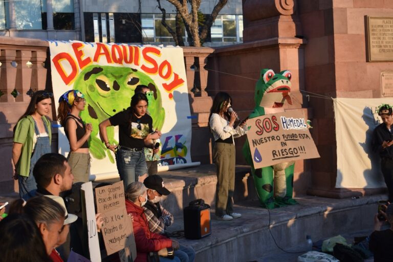 Más de 11 mil firmas respaldan amparo contra reformas al programa ecológico