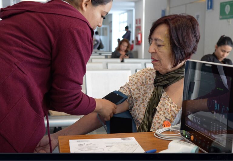 Recomendaciones para que los adultos mayores mantengan su salud