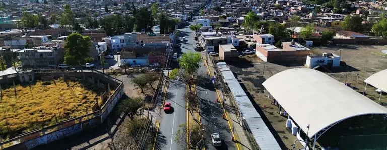 Gobernadora de Aguascalientes entrega obras de rehabilitación en vialidades de Insurgentes y Pilar Blanco