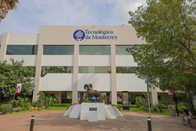 “La industria y la academia debemos de ir de la mano”, firma de convenio entre el Tec de Monterrey y CANACINTRA