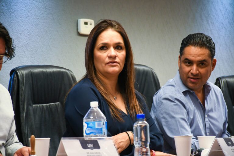 Legisladores presentarán quinteta para elección de fiscal