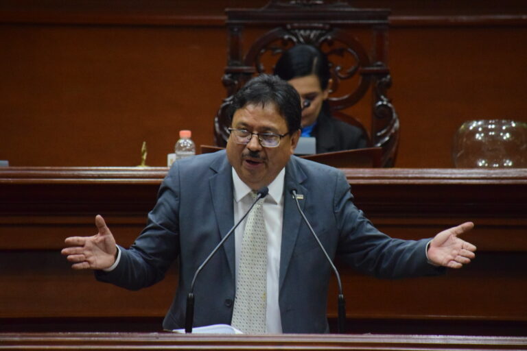 Asegura diputado morenista que no hay acciones de nepotismo en el ISSSTE