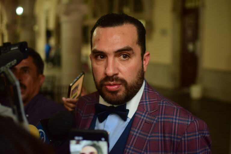 Se analizaría la construcción de otra puerta de seguridad de acceso al estado