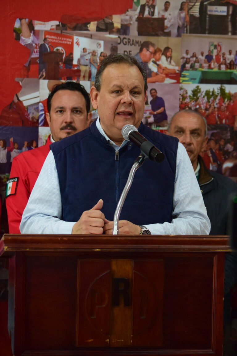 Nissan en problemas graves ante degradación en la calificación de la automotriz