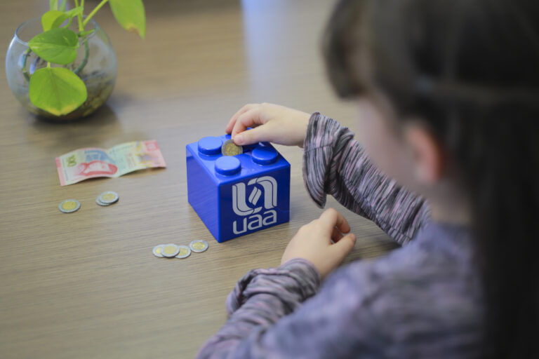 Esencial enseñar educación financiera desde la infancia: especialista de la UAA