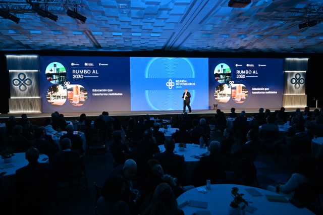 Tec traza su “Rumbo al 2030” en Reunión de Consejeros