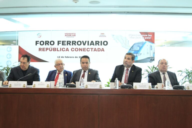Se realizó el foro ferroviario “República conectada” buscan fortalecer este sector