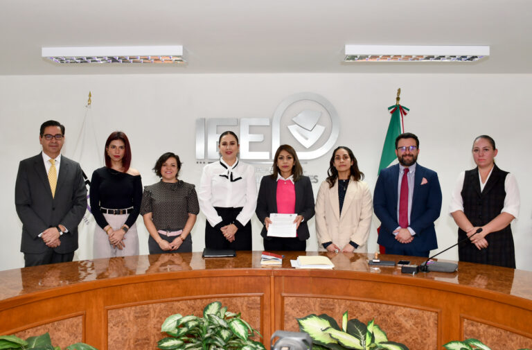 IEE recibe listados de aspirantes a candidaturas de elección judicial en el estado de Aguascalientes