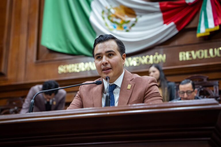 ¿Quién es Roy Cervantes, diputado local en Aguascalientes?