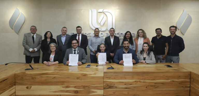 Acuerdan autoridades universitarias y el STUAA incremento salarial del 4%