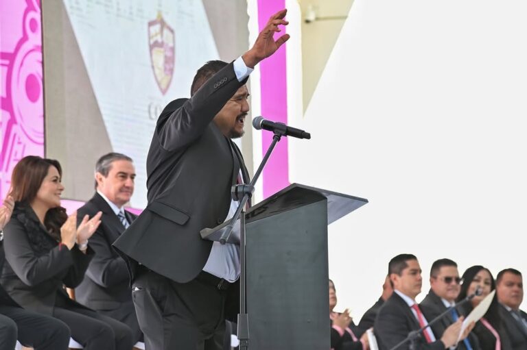 ¿Quién es Javier Domínguez, alcalde de Cosío?