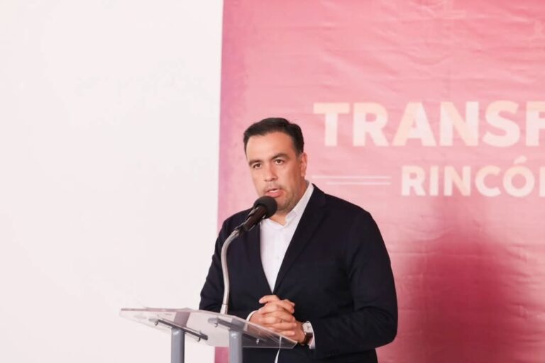 ¿Quién es Erick Muro, alcalde de Rincón de Romos?
