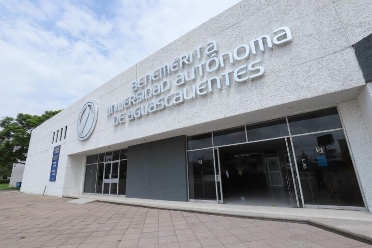 UAA es referente en servicios médicos y terapéuticos de calidad a precios accesibles