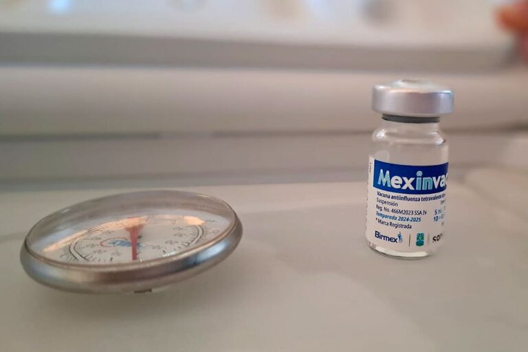 Instalan punto de vacunación contra influenza y neumococo en el CAM