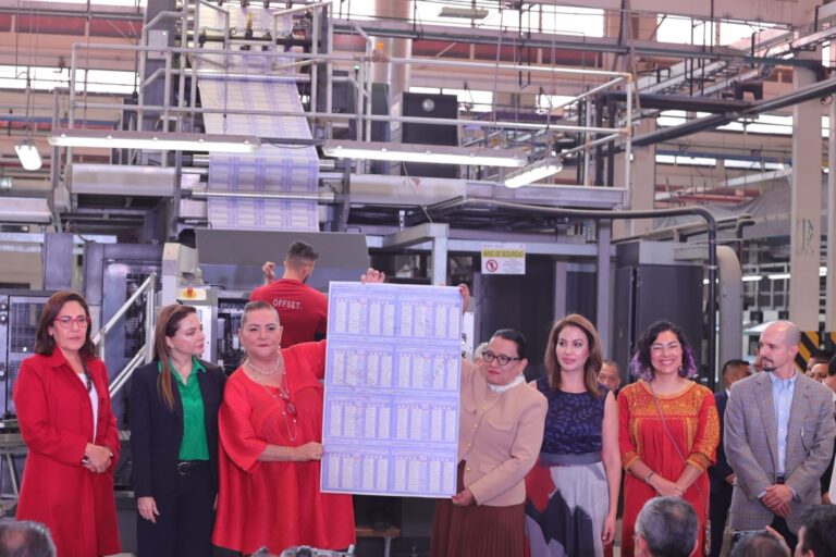 Arranca INE impresión de más de 600 millones de boletas para elección judicial