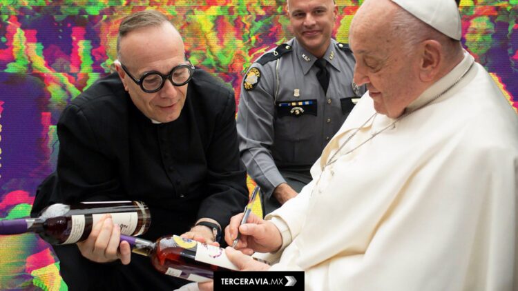 Bourbon, bendiciones y billetes: la historia del licor firmado por el Papa que ayudó a los más necesitados