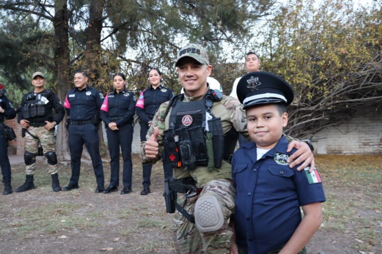 Policías estatales de Aguascalientes festejaron con Paquito su cumpleaños número 10 