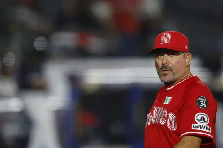 El rey del béisbol azteca está de vuelta: Benjamín Gil repite como manager de México para el WBC 2026