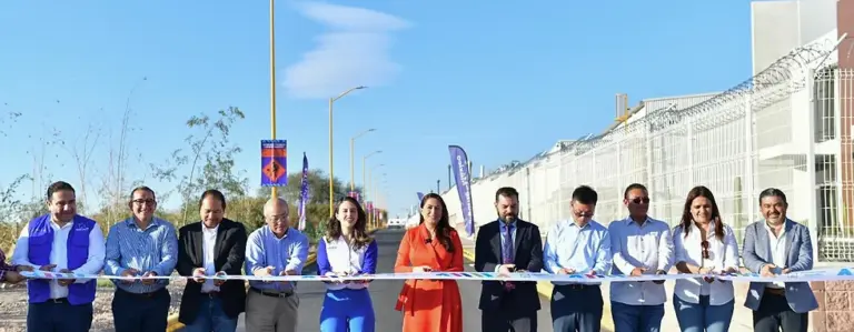 Gobernadora de Aguascalientes entrega nueva vialidad que mejora el acceso al Parque Industrial Gigante de Los Arellano