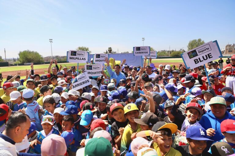 César Medina inaugura torneo de béisbol en Jesús María